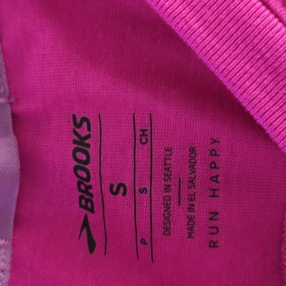 Brooks Running Tank - Picture 2 of 2